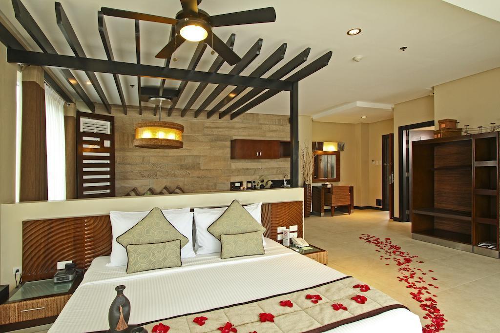 Two Seasons Boracay Resort Balabag  Exterior foto